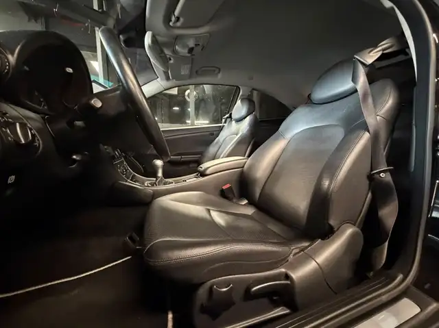 Mercedes-Benz C-Class view 6