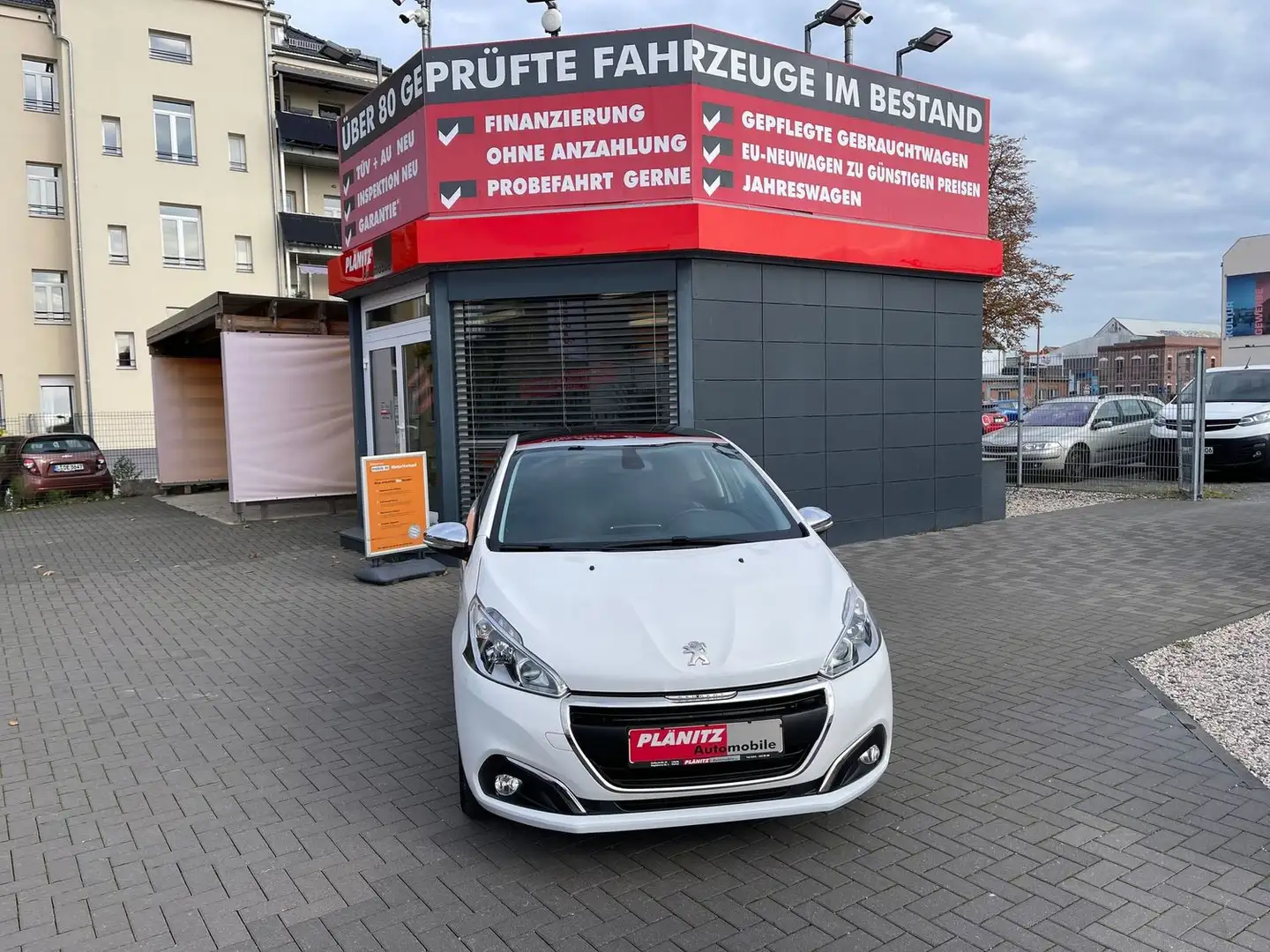 Peugeot 208 Style/Bluetooth/Tempomat/Sitzheizung/Panoramadach Weiß - 1