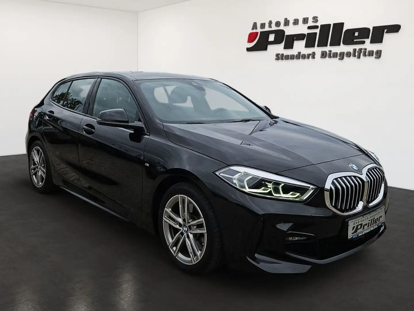 BMW 120 d M-Sport NAVI/LED/DAB/LiveCockpit Schwarz - 2