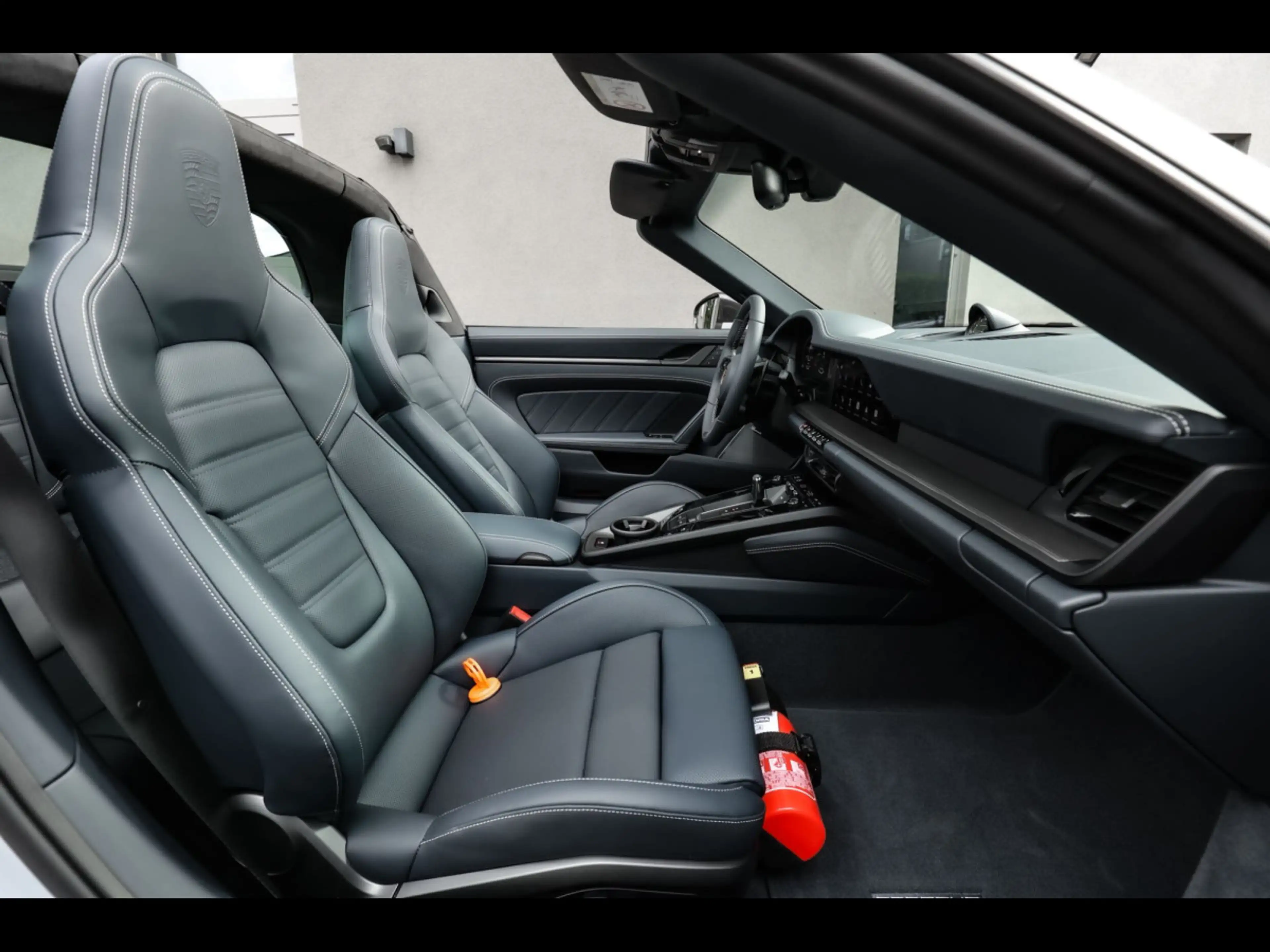 Porsche 911 (992.2) TARGA 4 GTS PDK°CARBON SPORTDESIGN°930 — photo 13
