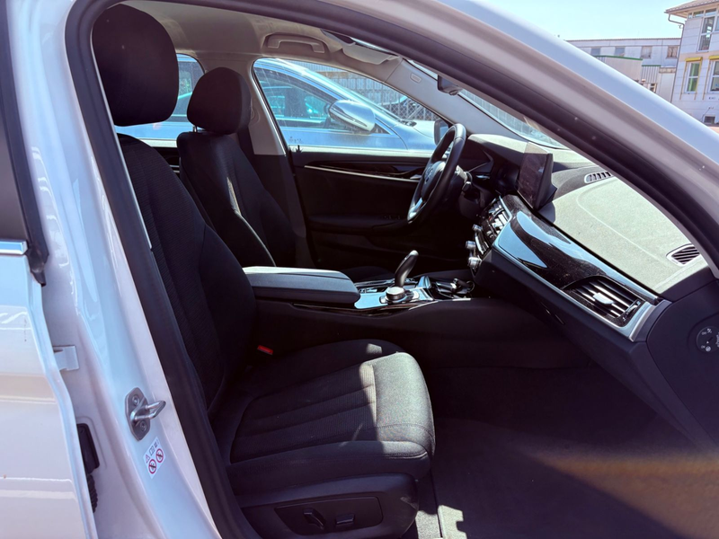 BMW 520 i Touring|1.Hand|R-Kamera| — photo 5