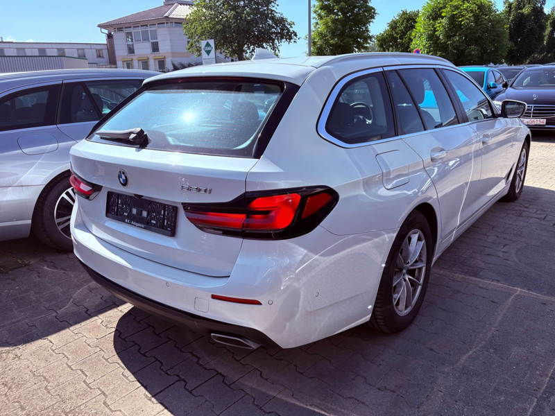 BMW 520 i Touring|1.Hand|R-Kamera| — photo 3