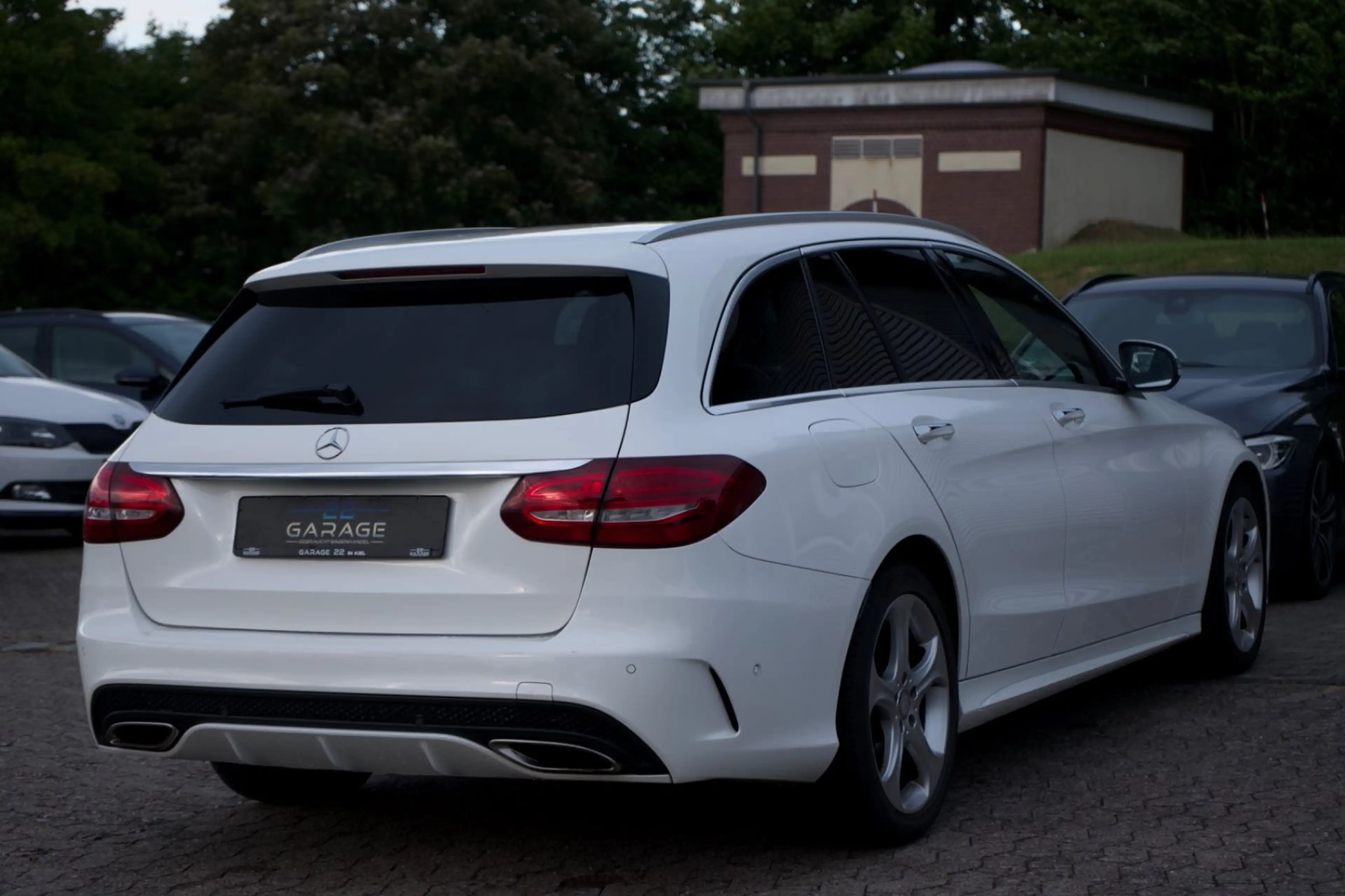 Mercedes-Benz C 250 AMG Line/PANO/360/ACC/NAVI — photo 7