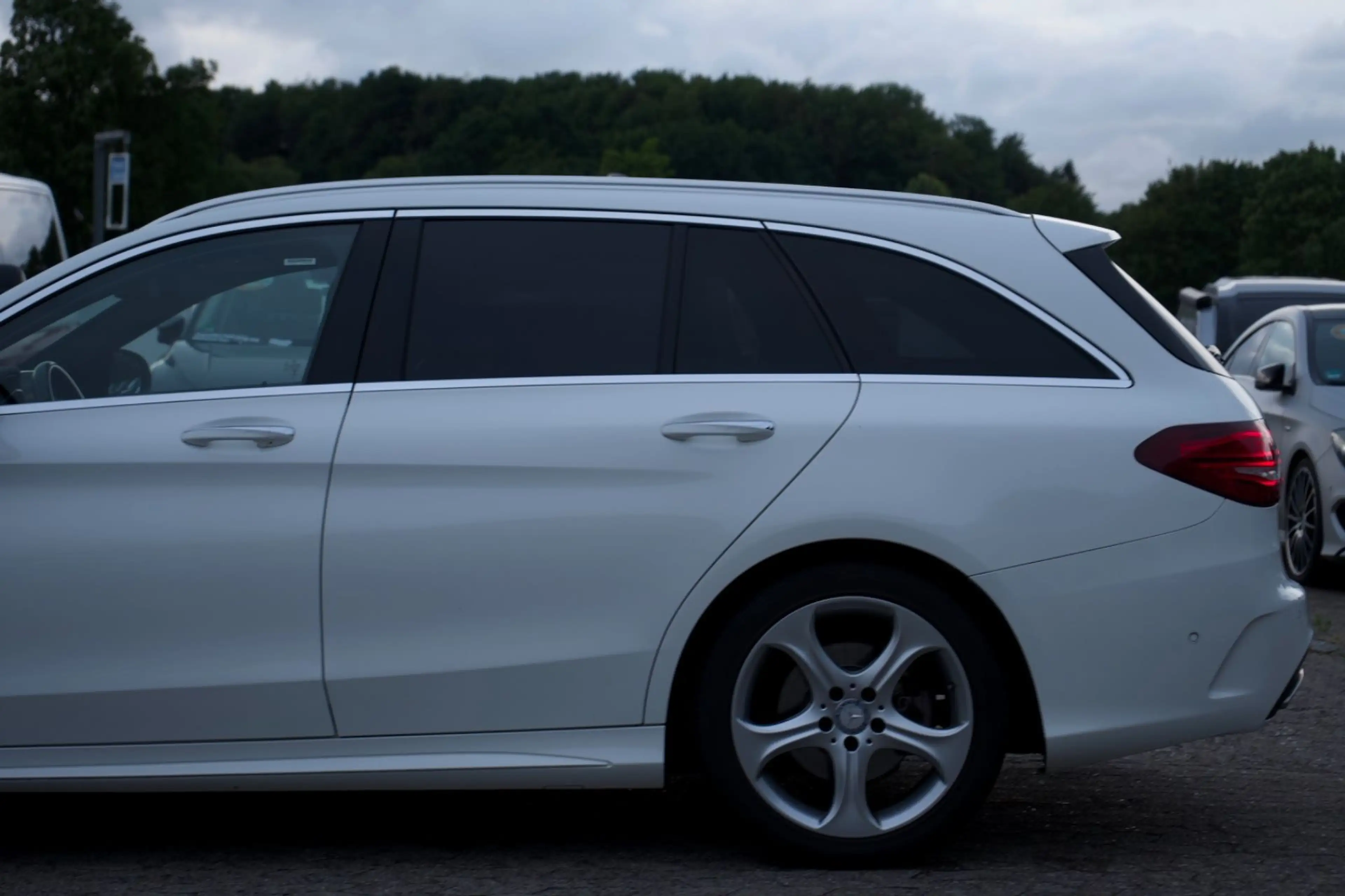 Mercedes-Benz C 250 AMG Line/PANO/360/ACC/NAVI — photo 13