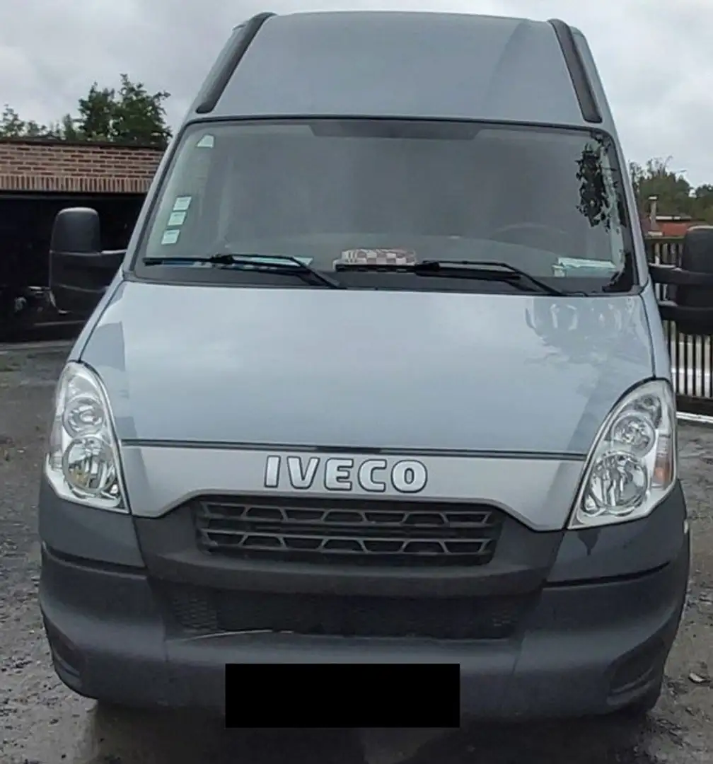 Iveco Daily 35 C 15 D Szary - 1