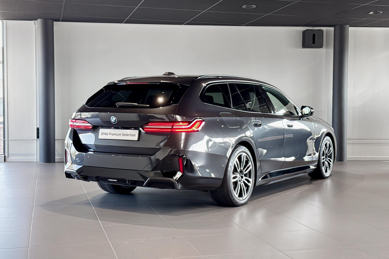 BMW 530 5 Serie Touring 530e M Sport Edition | Harman Kard — photo 6
