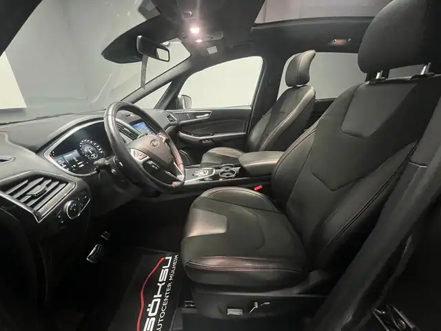 Ford S-Max view 8