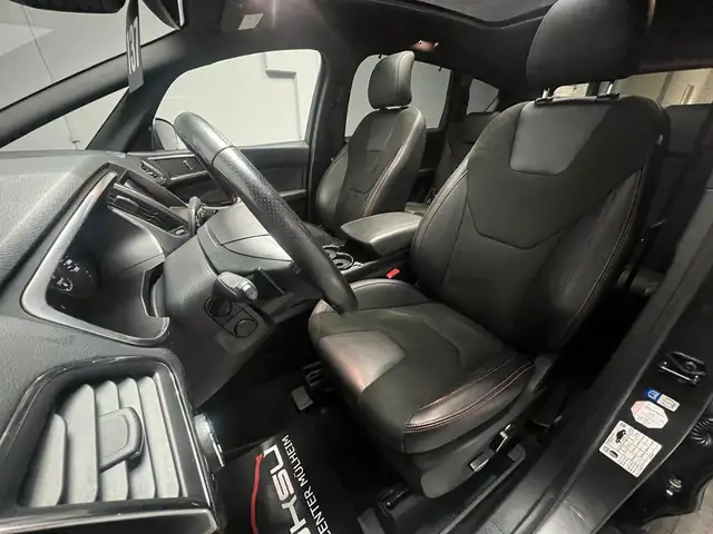 Ford S-Max view 9