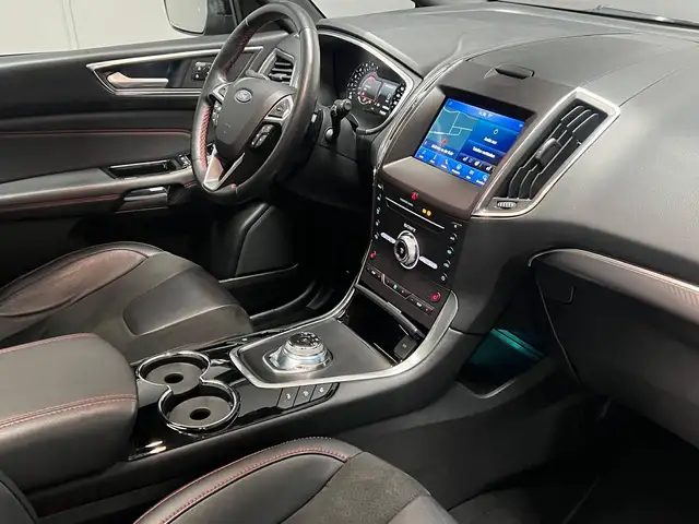 Ford S-Max view 11