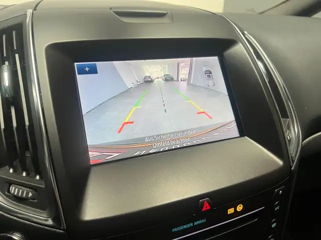 Ford S-Max view 15
