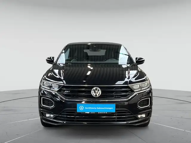 Volkswagen T-Roc view 2