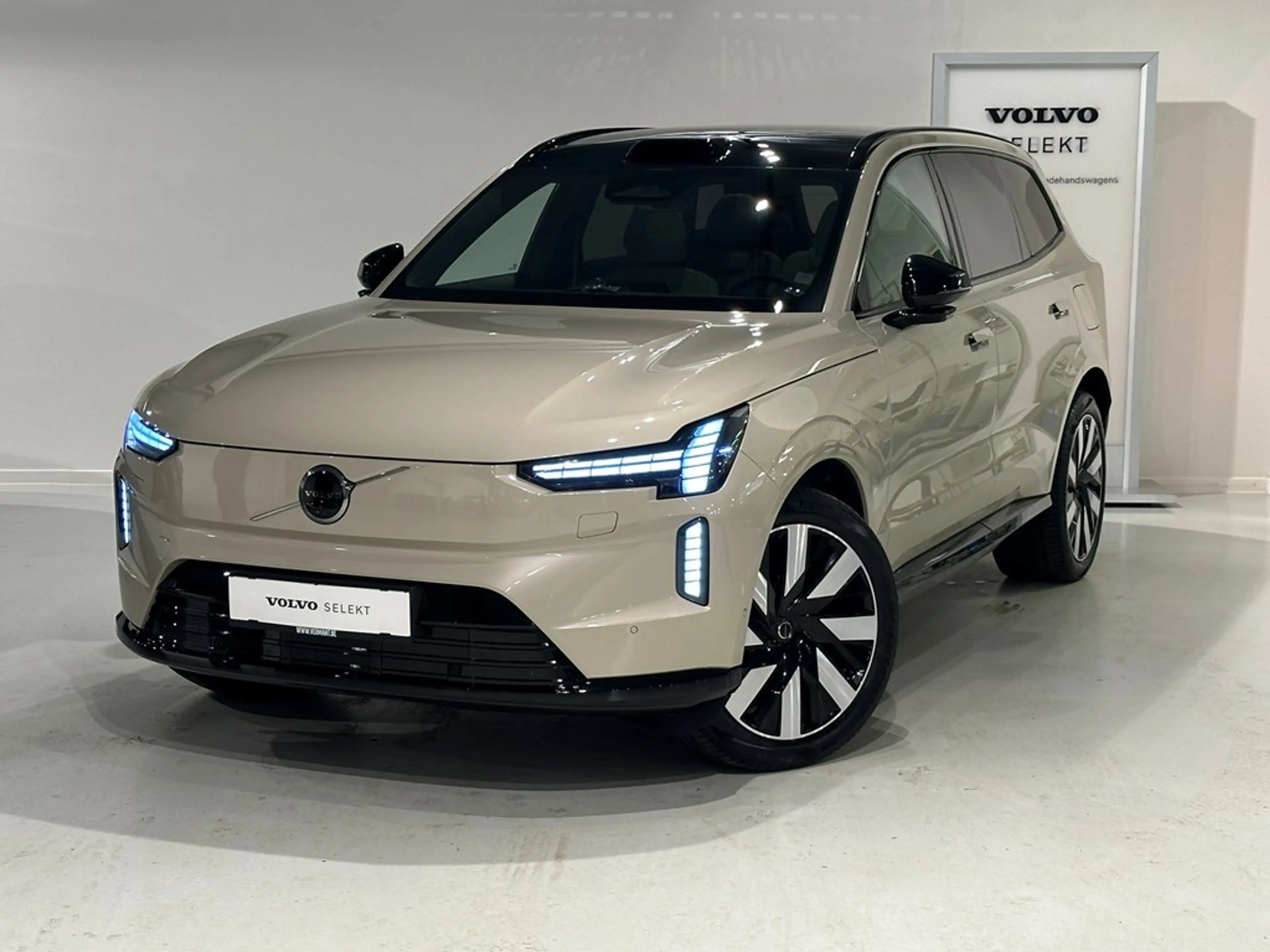 Volvo EX90 * SOLD * Ultra Twin Motor Perf. + LUCHTVERING/B&W