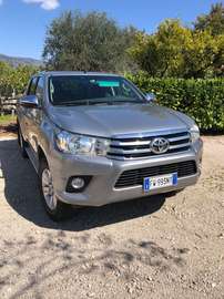 2.4 d-4d double cab Executive 4wd