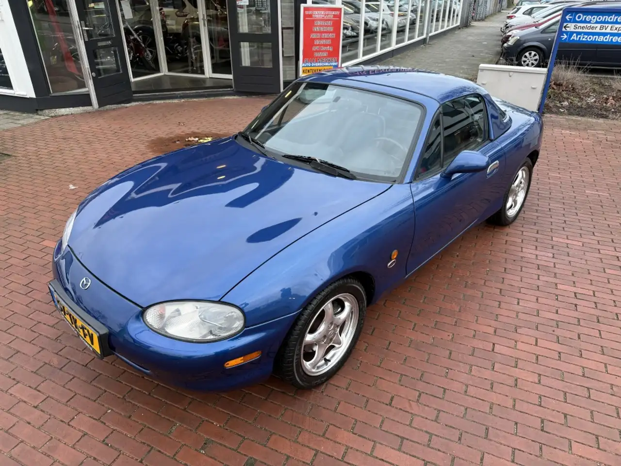 Mazda MX-5 1.8i 10th Annivers. | hardtop | airco |, foto 2