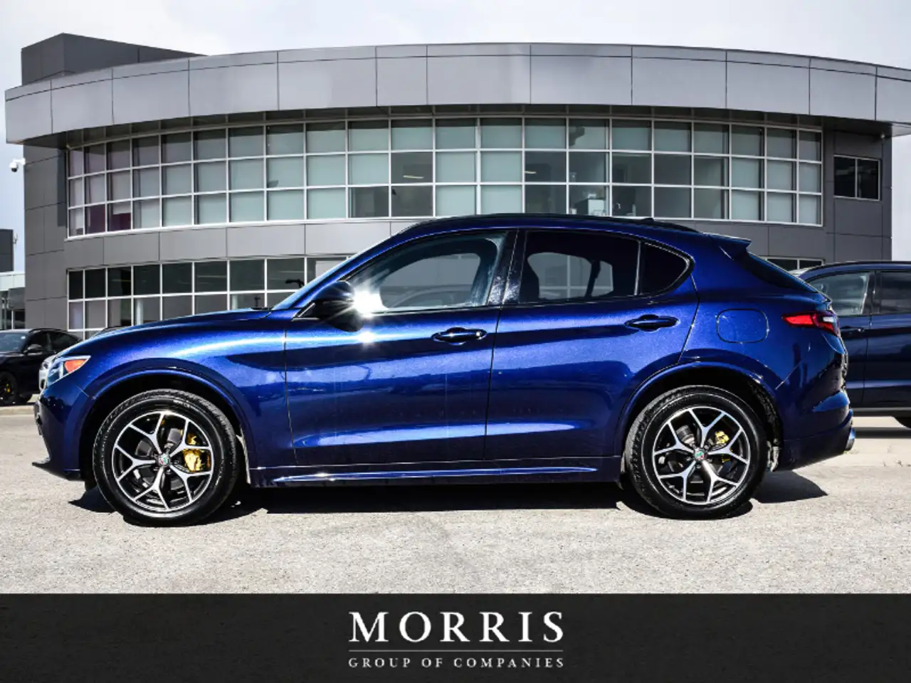 Alfa Romeo Stelvio снимка Alfa Romeo Stelvio