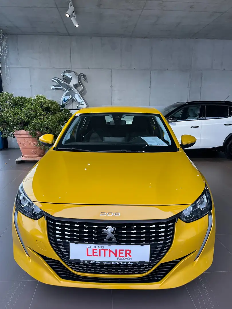 Peugeot 208 Active Gelb - 1
