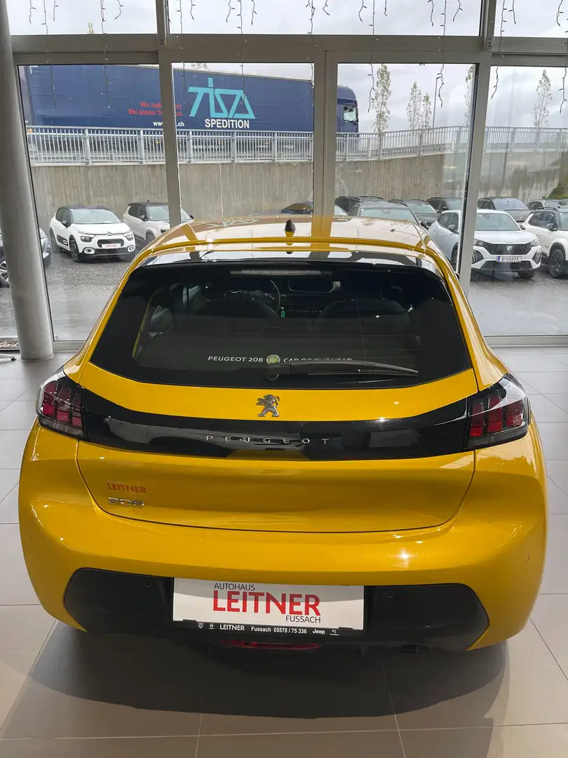 Peugeot 208 Active Gelb - 2