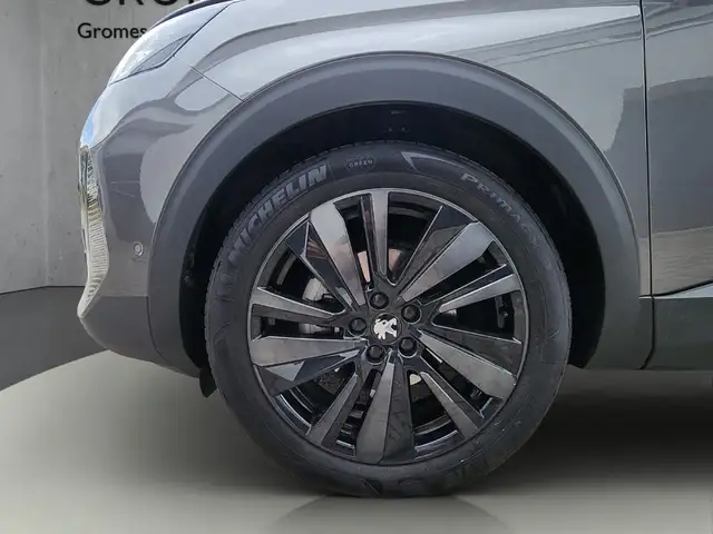 Peugeot 3008 view 11