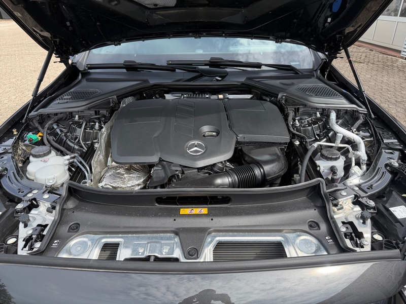 Mercedes-Benz E 300 T de 4M AMG+AHK+Superscreen+DigitalL+360° — photo 4