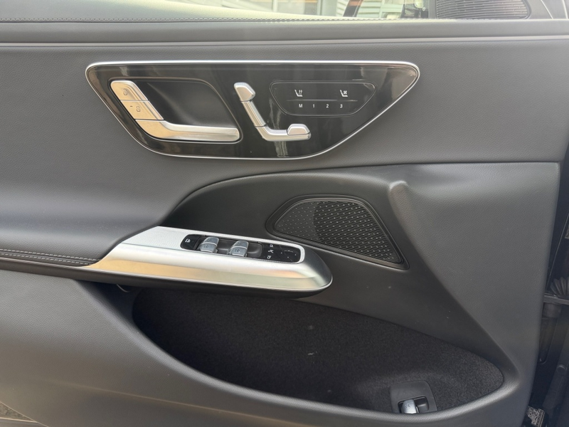 Mercedes-Benz E 300 T de 4M AMG+AHK+Superscreen+DigitalL+360° — photo 5