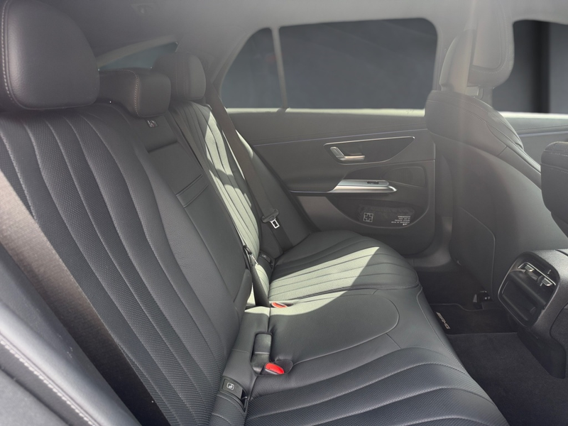 Mercedes-Benz E 300 T de 4M AMG+AHK+Superscreen+DigitalL+360° — photo 13