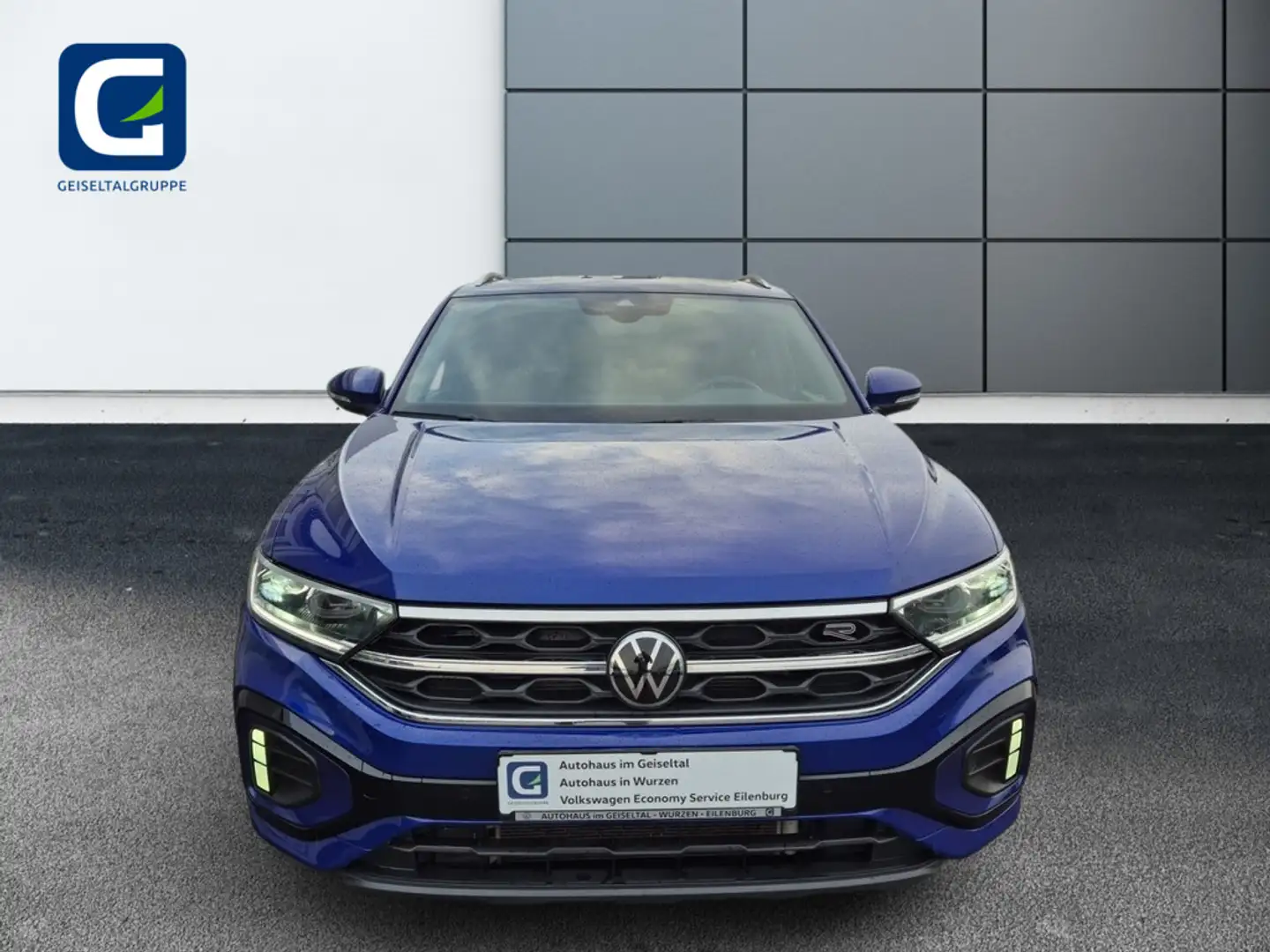 Volkswagen T-Roc 1.5 TSI R-Line *DSG*LED*PANO*SHZ*REAR VIEW*NAVI*EASY OPEN*ASSIST Blau - 2