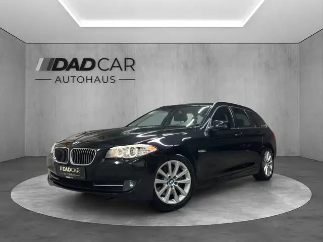 BMW 530 d xDrive 2.Hand *AHK*XENON*CARPLAY*NAVI*PDC*