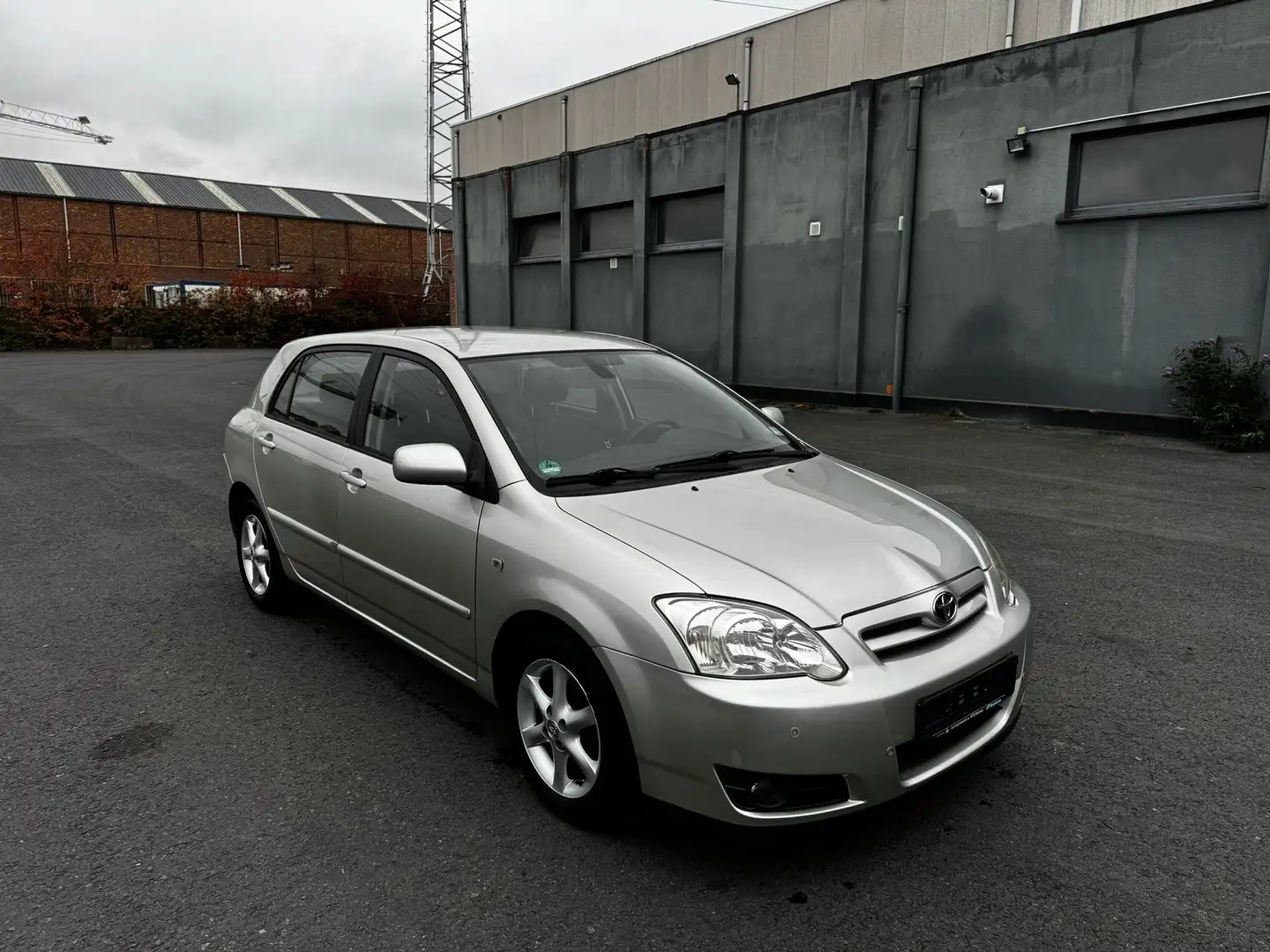 Toyota Corolla Corolla 1.6i VVT-i AIRCO DIGITAL JANTE ALUMINIUM Beige - 1