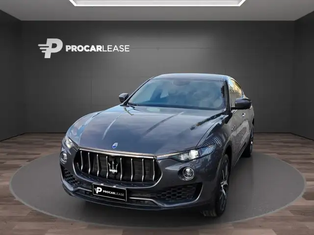 Maserati Levante MODENA Q4 / CAMERA 360/ ACC/ CUIR