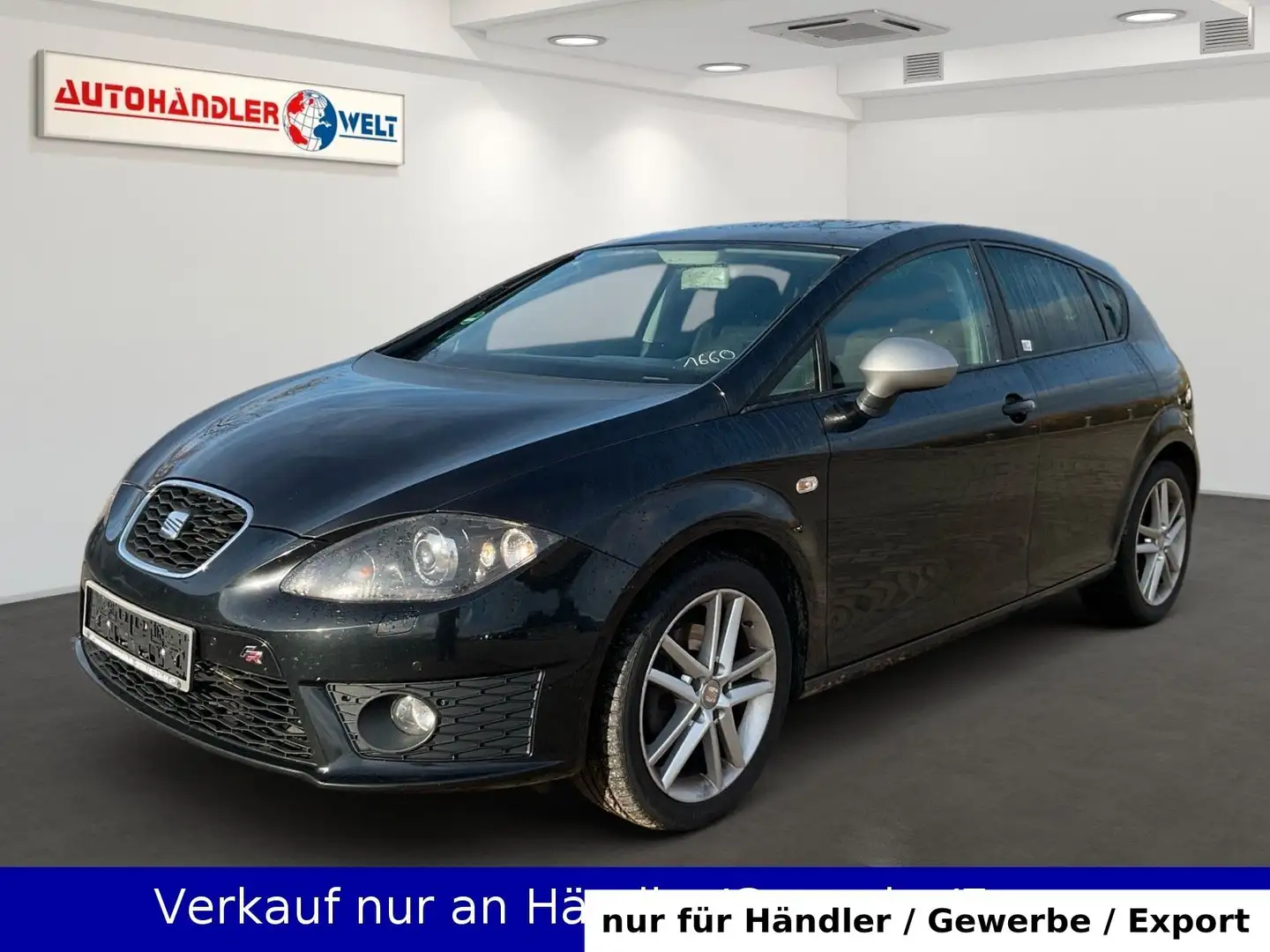 SEAT Leon 1.8 FR Automatik Xenon Navi Alu Schwarz - 1