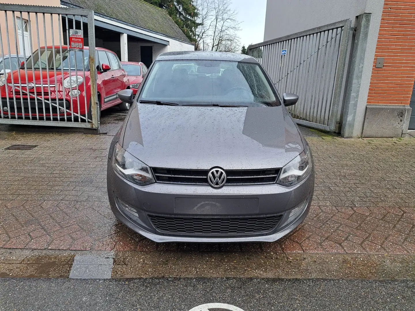 Volkswagen Polo Polo 1.4i Comfortline DSG 12 MOIS DE GARANTIE Grau - 2
