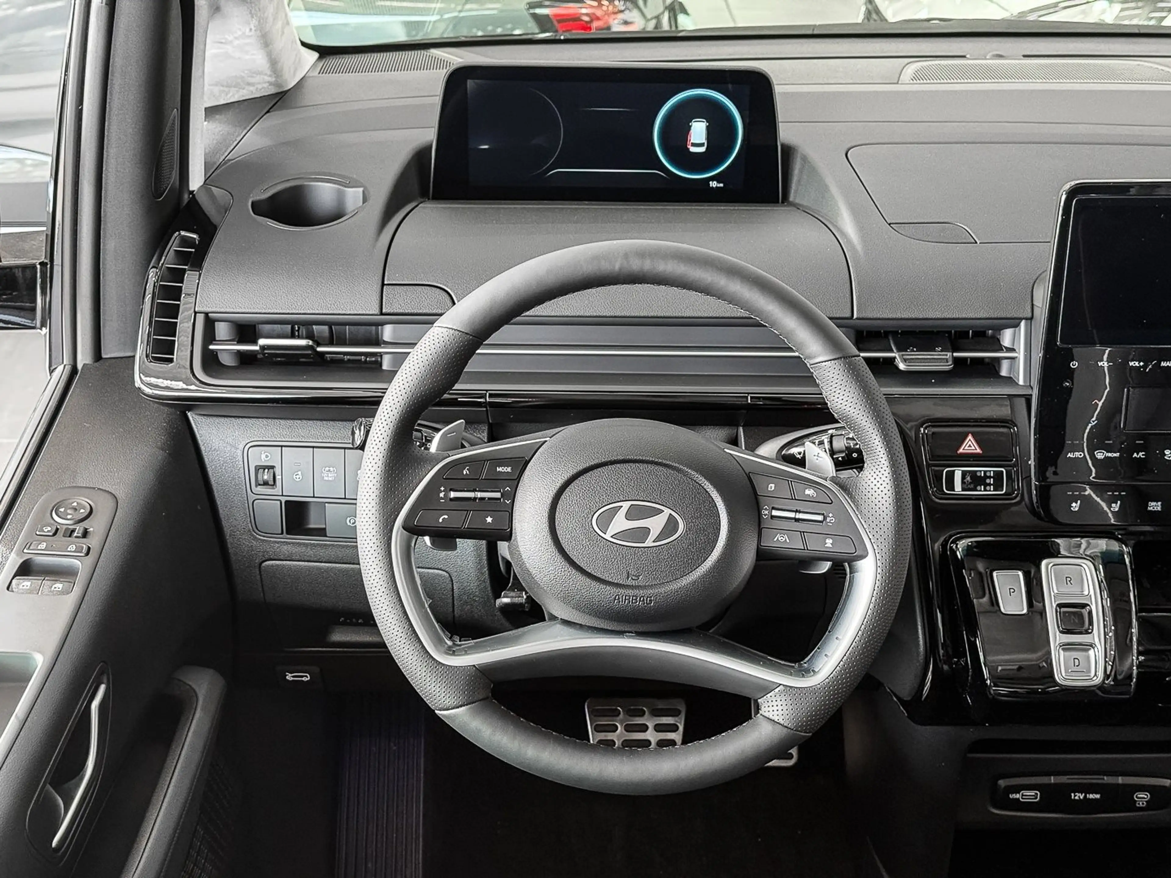 Hyundai STARIA SIGNATURE HEV 7-Sitzer 1.6 T-GDI 225PS 6-AT BOSE 3 — photo 9