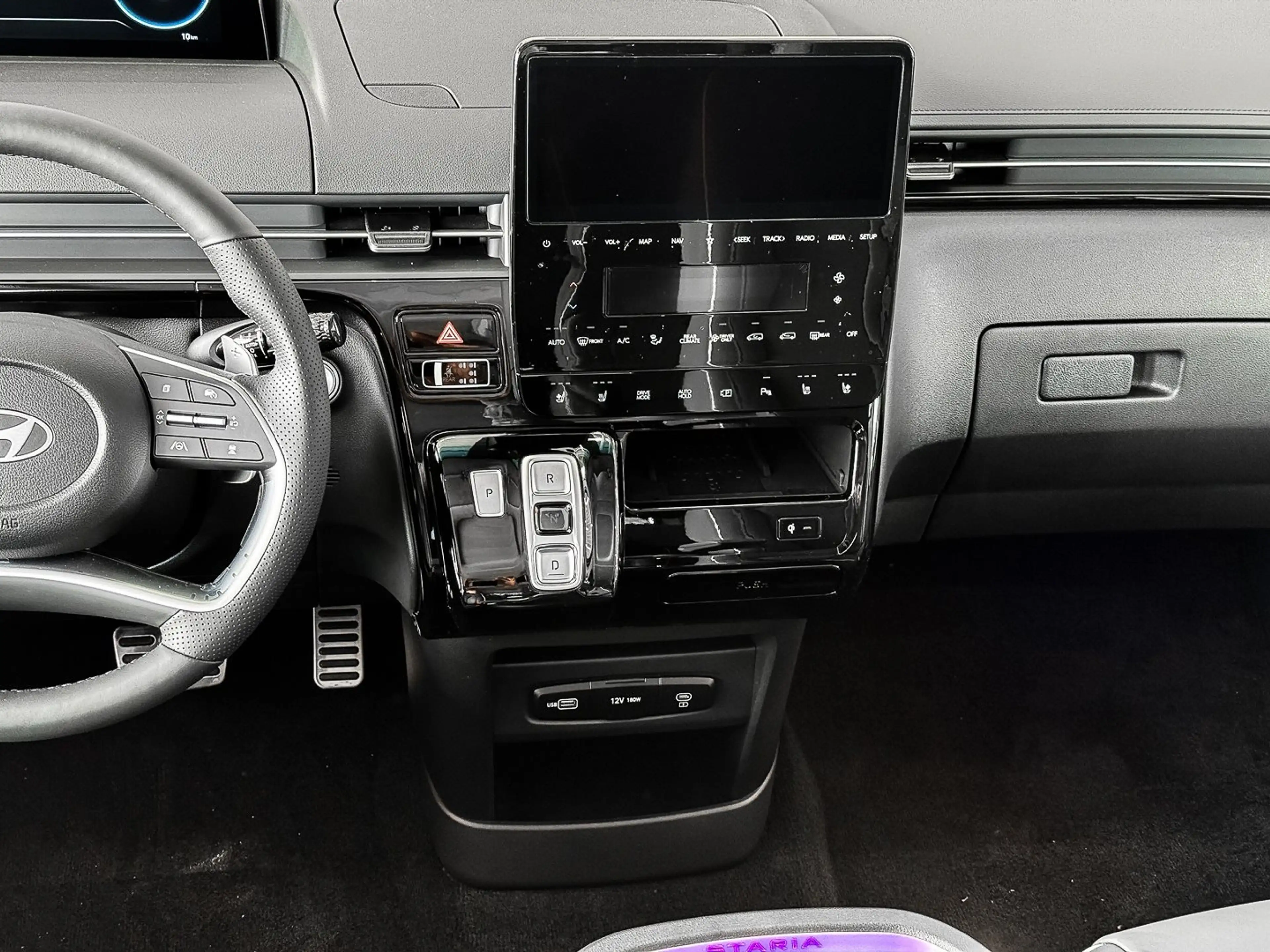 Hyundai STARIA SIGNATURE HEV 7-Sitzer 1.6 T-GDI 225PS 6-AT BOSE 3 — photo 8