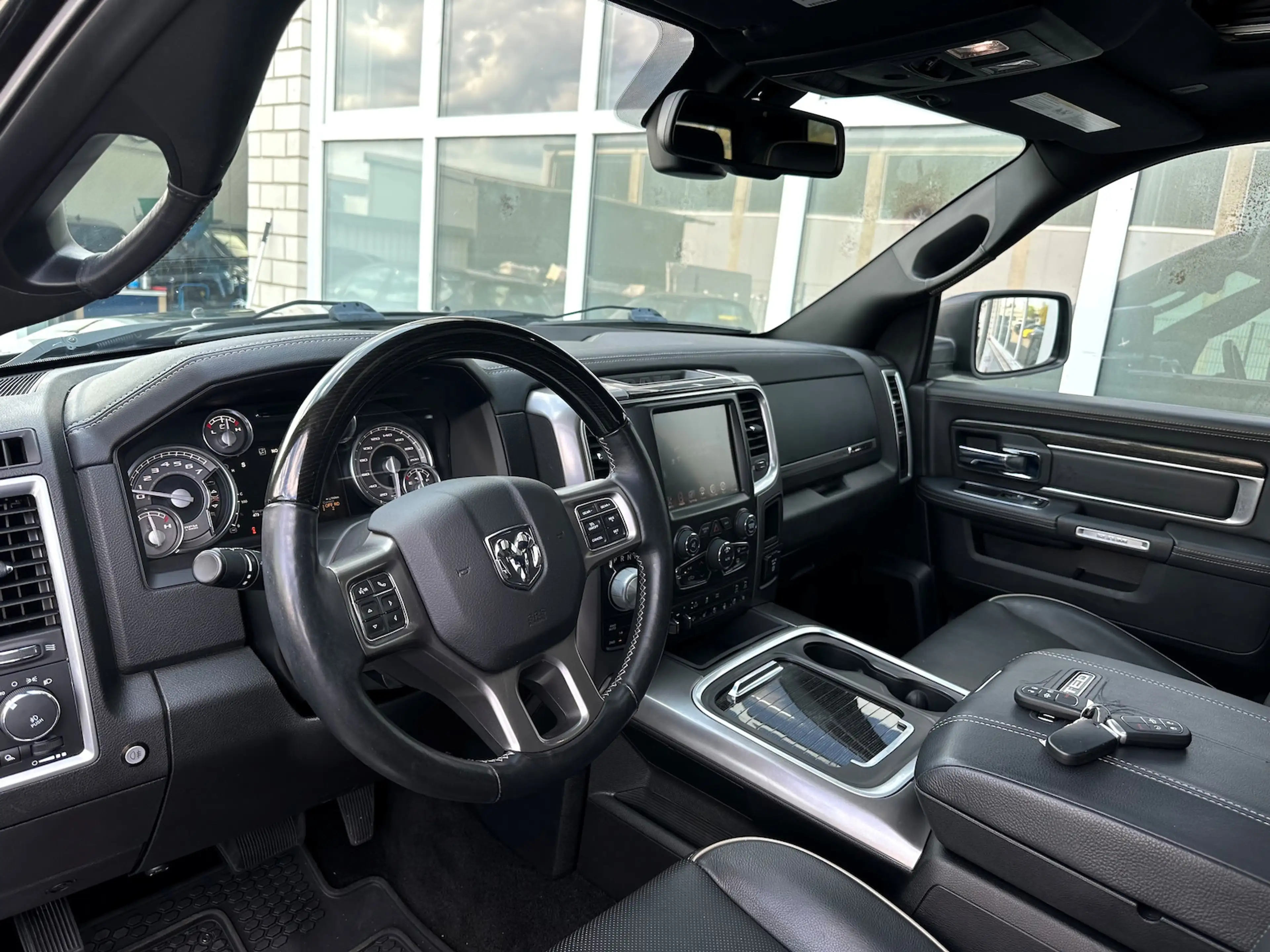 Dodge RAM 1500 Limited 5,7L 4x4 Longbed Luftfahrw. SD — photo 8