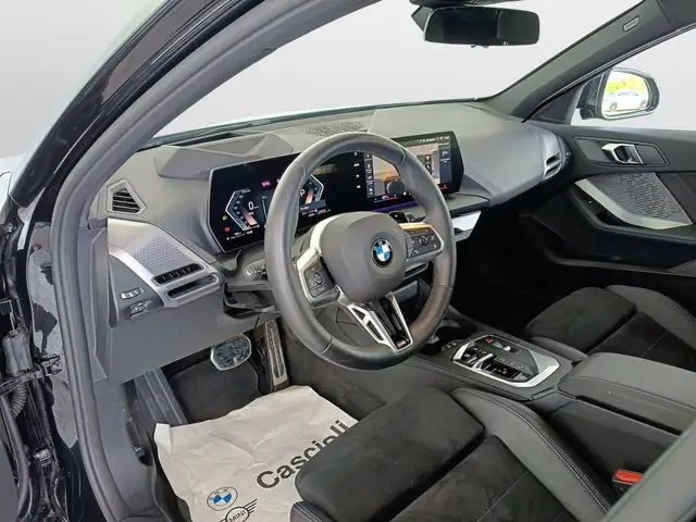 BMW 1 Series view 7