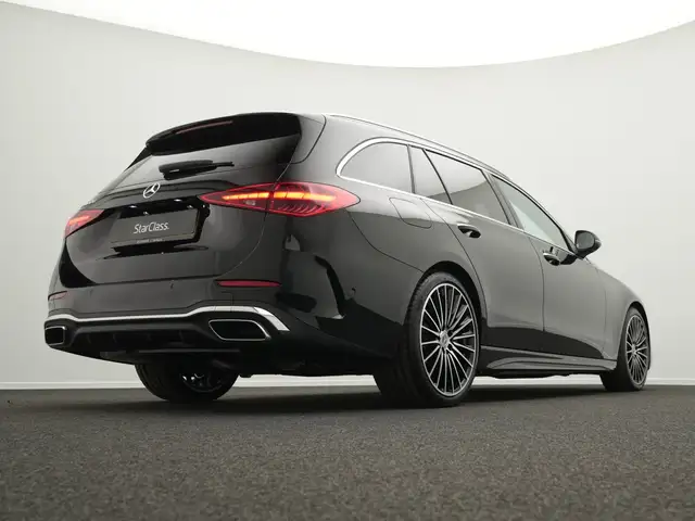Mercedes-Benz C-Class view 11