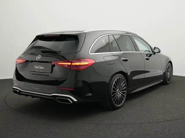 Mercedes-Benz C-Class view 3