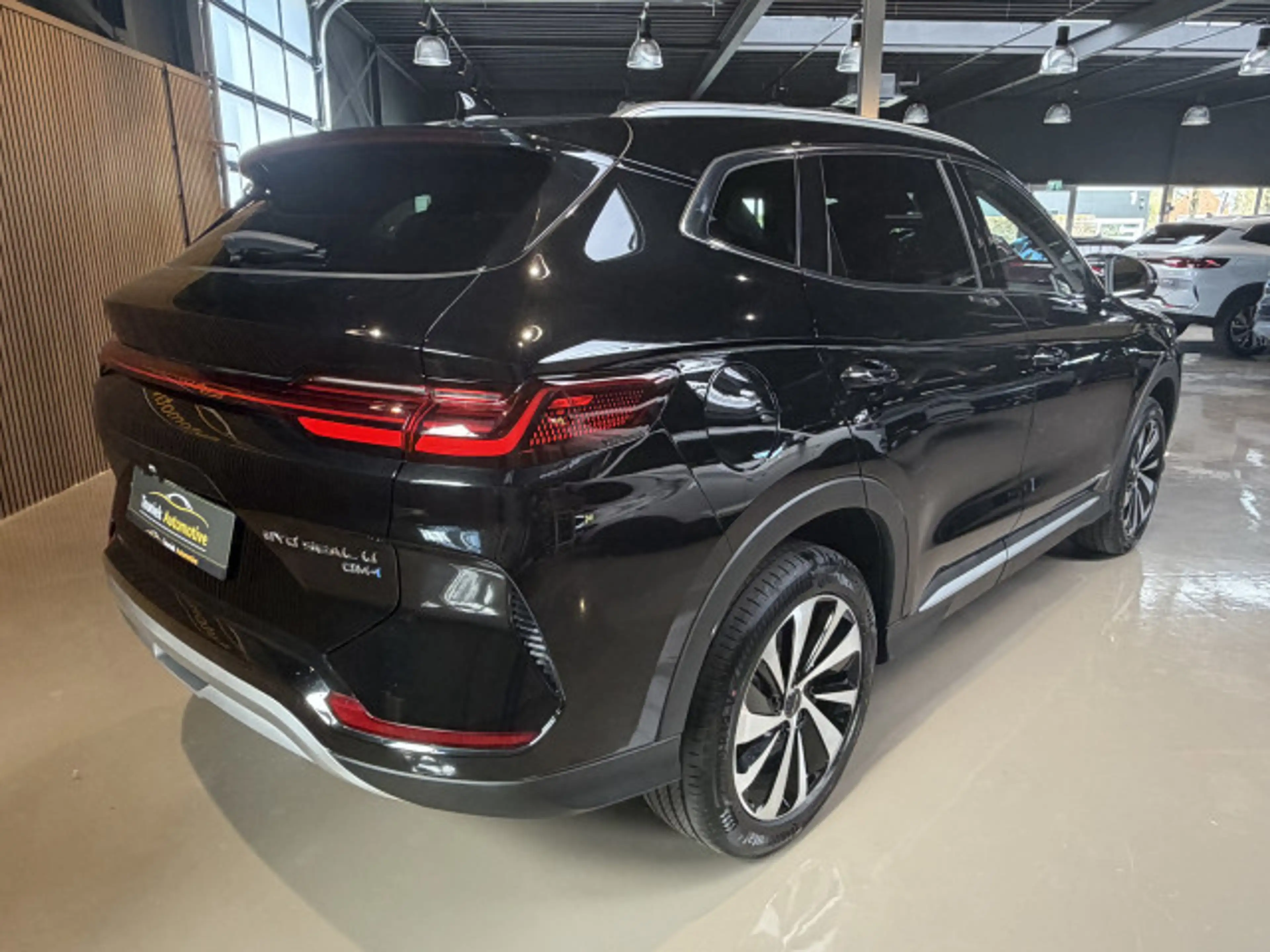 BYD Seal U 1.5 DM-i FWD Boost | Zwart Leder | panoramadak | 2 — photo 3