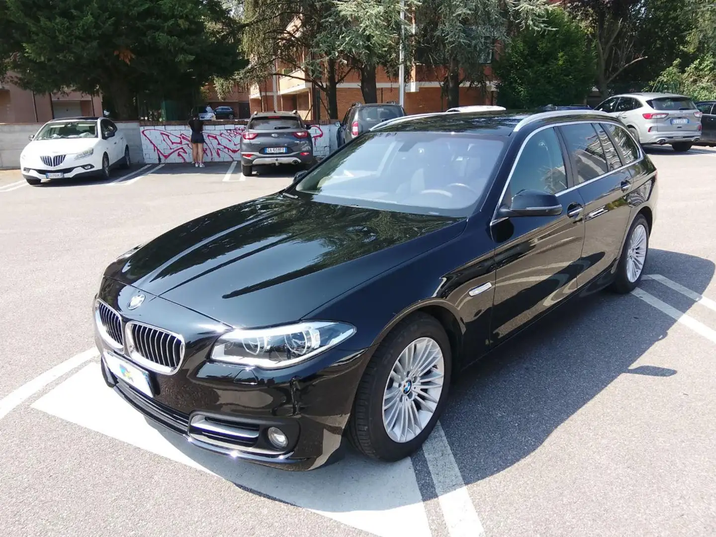 BMW 520 d Touring Business aut. Nero - 2