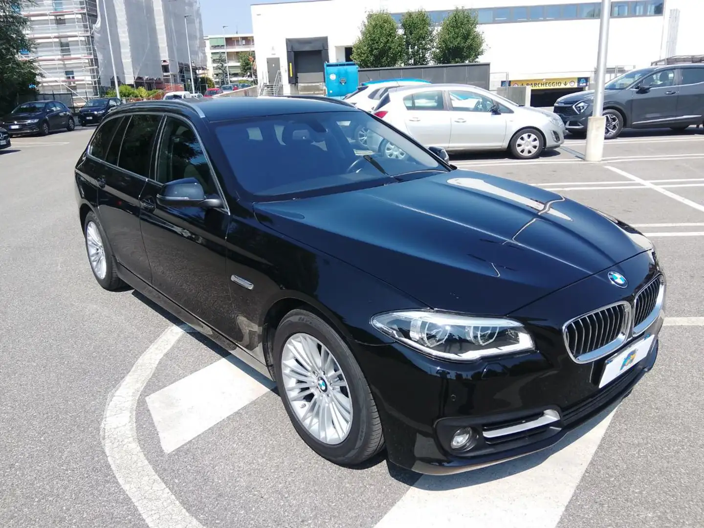 BMW 520 d Touring Business aut. Nero - 1