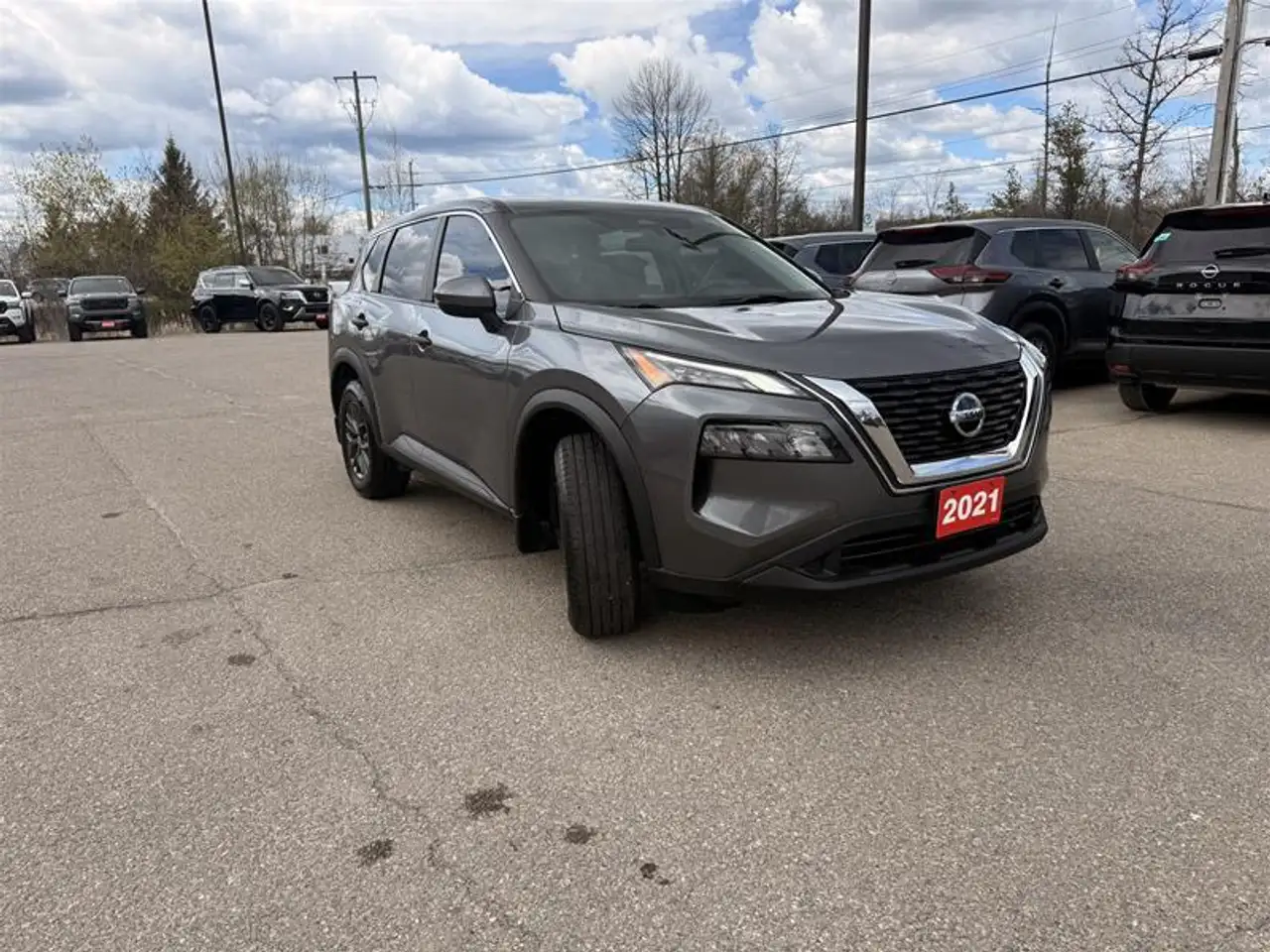 Nissan Rogue снимка Nissan Rogue