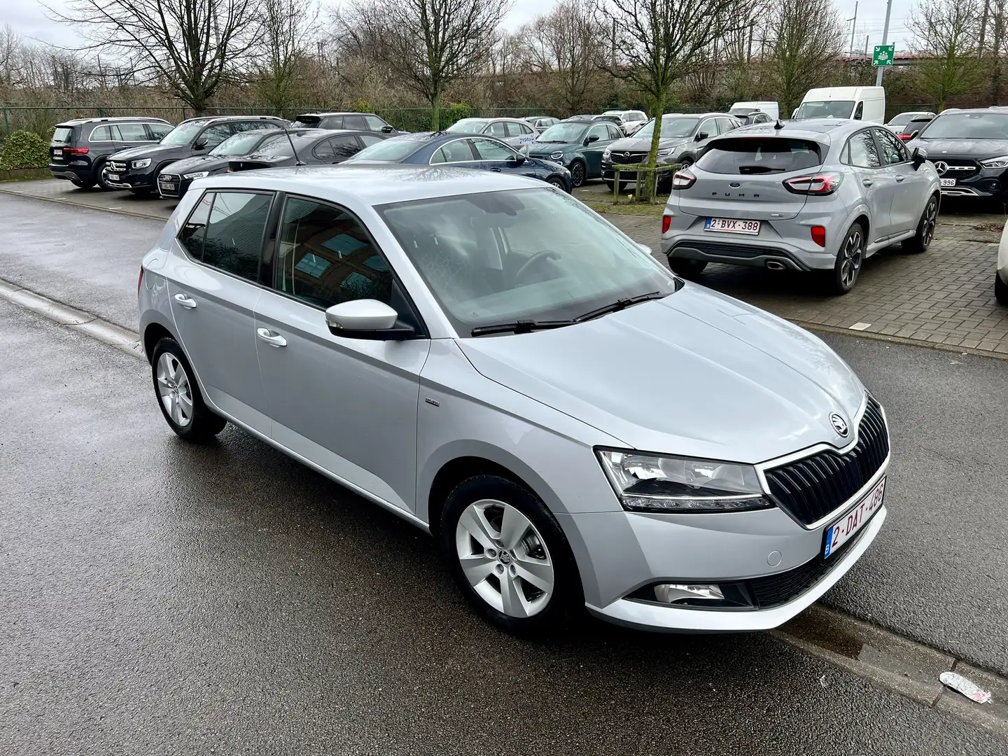 Skoda Fabia 1.0i Ambition Argent - 2