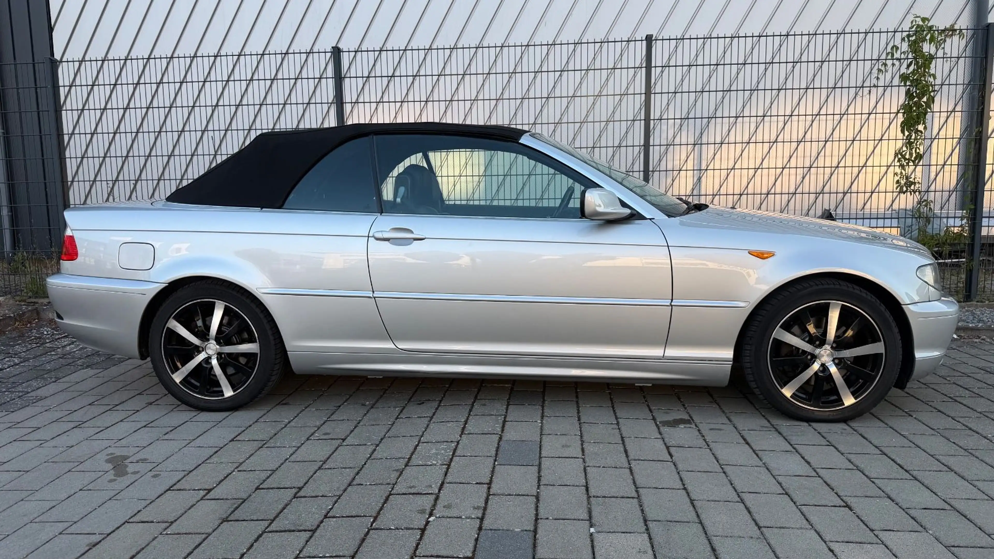 BMW 320 Ci 170PS CABRIO AUTOMATIK TÜV,LEDER,PDC — photo 12