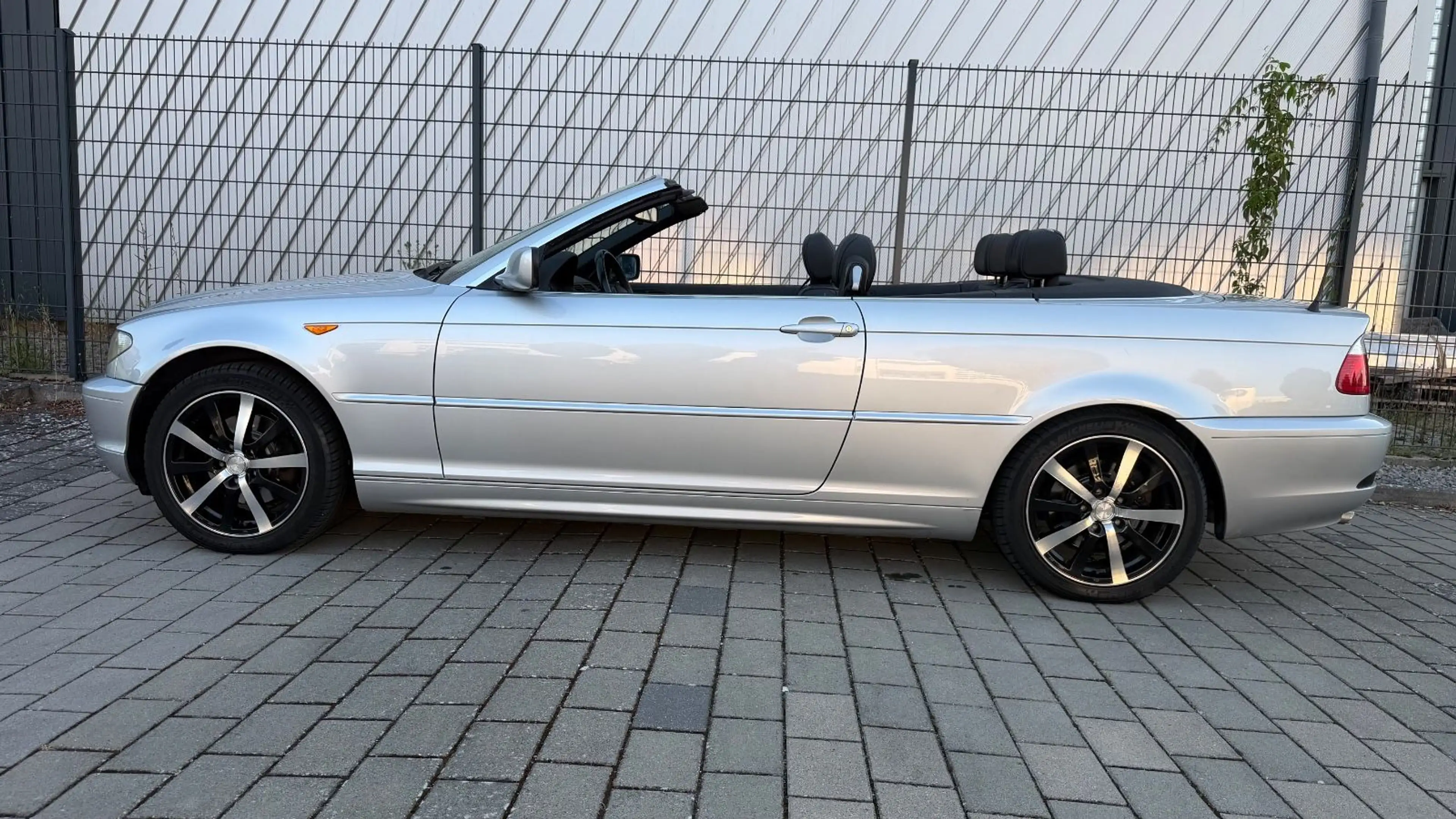 BMW 320 Ci 170PS CABRIO AUTOMATIK TÜV,LEDER,PDC — photo 11