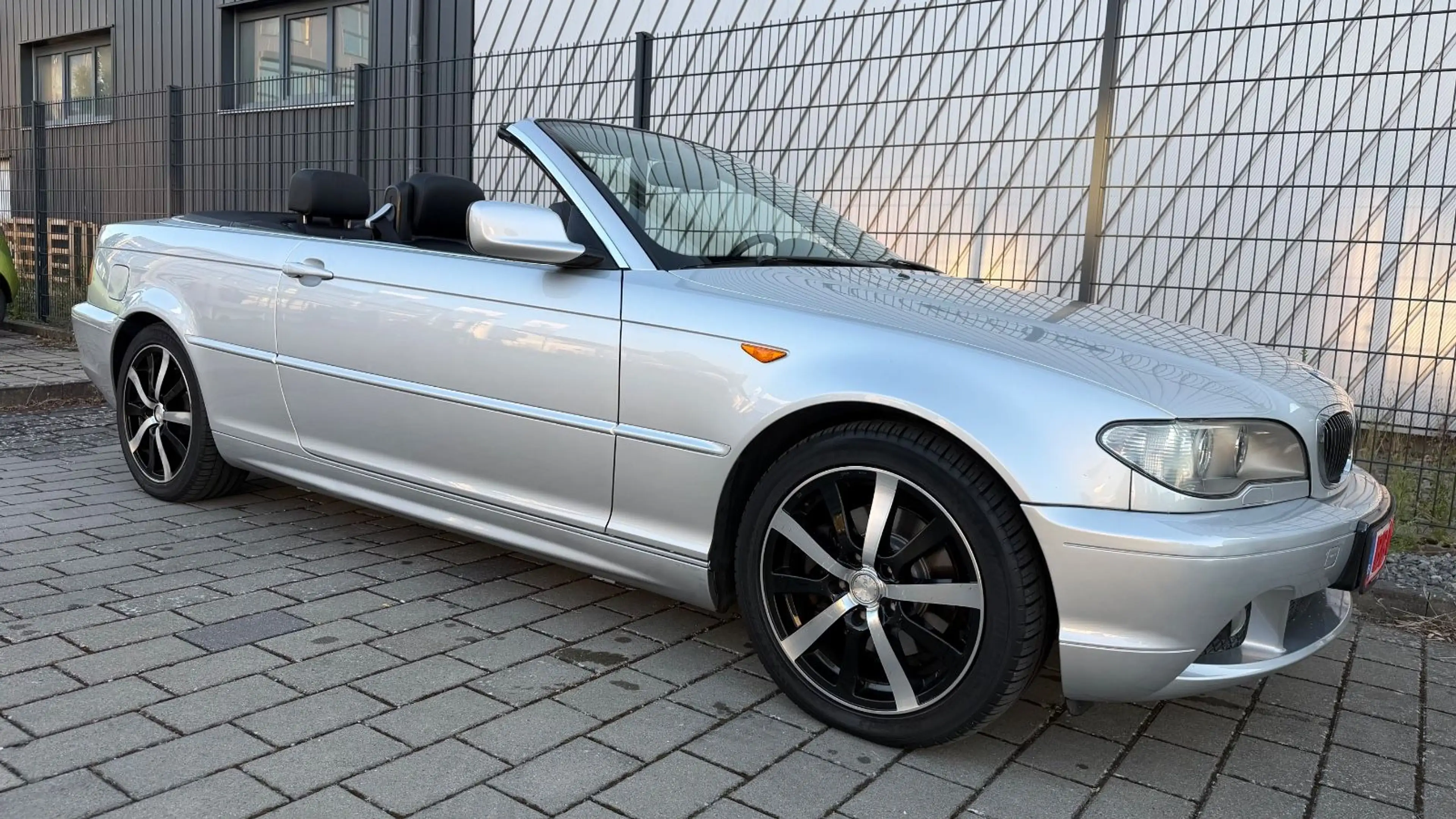 BMW 320 Ci 170PS CABRIO AUTOMATIK TÜV,LEDER,PDC — photo 4