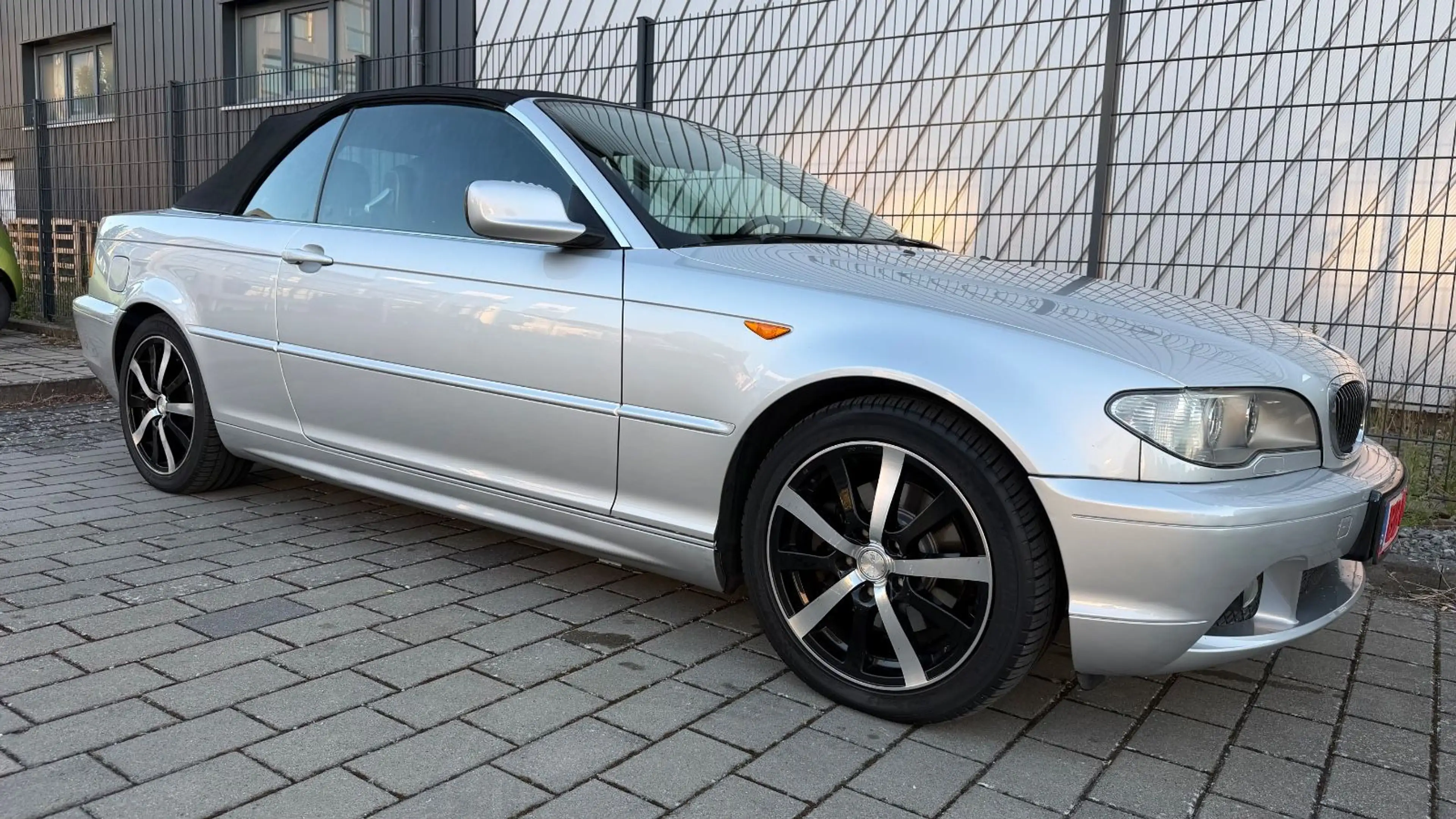 BMW 320 Ci 170PS CABRIO AUTOMATIK TÜV,LEDER,PDC — photo 3