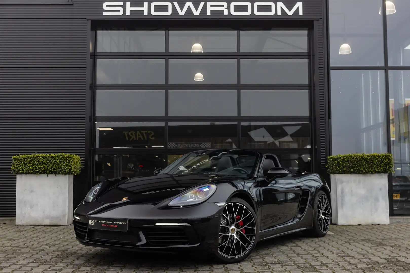 Porsche 718 Boxster 2.0, 299 PK, Sportuitlaat, Sportchrono, PD Fekete - 2