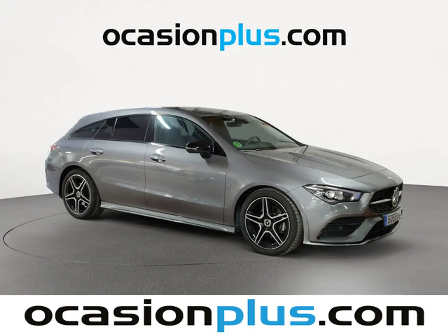 Mercedes-Benz CLA 180 Shooting Brake 7G-DCT Gris - 2