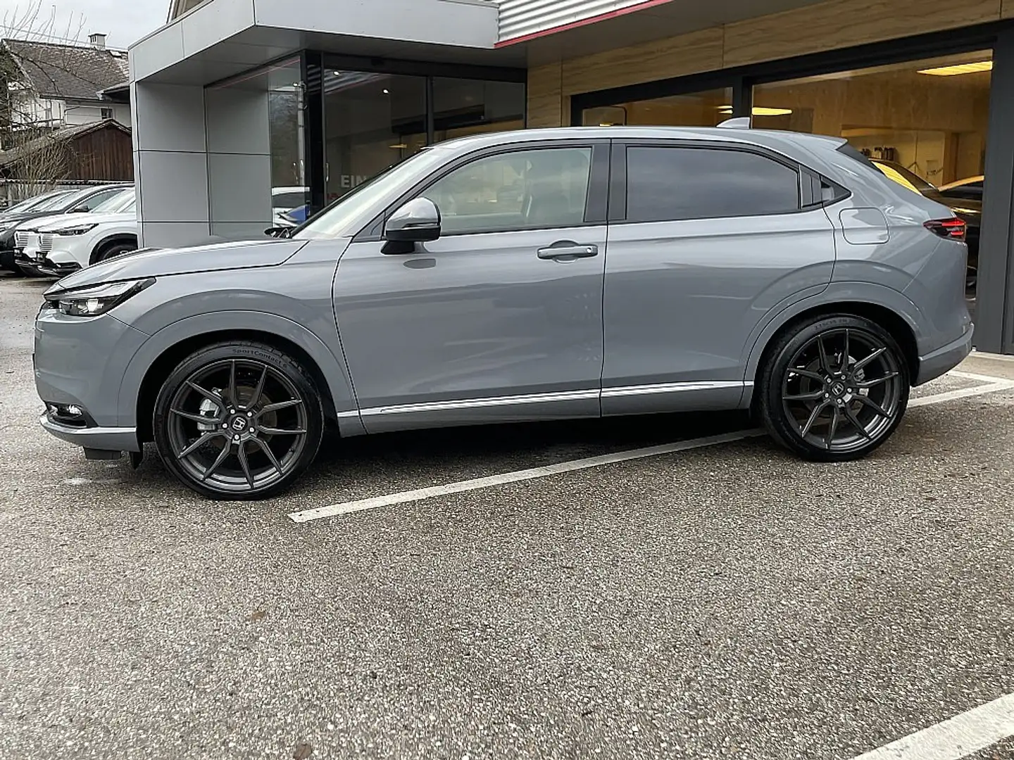 Honda HR-V 1,5 i-MMD Hybrid 2WD Advance Plus Aut. Grau - 2