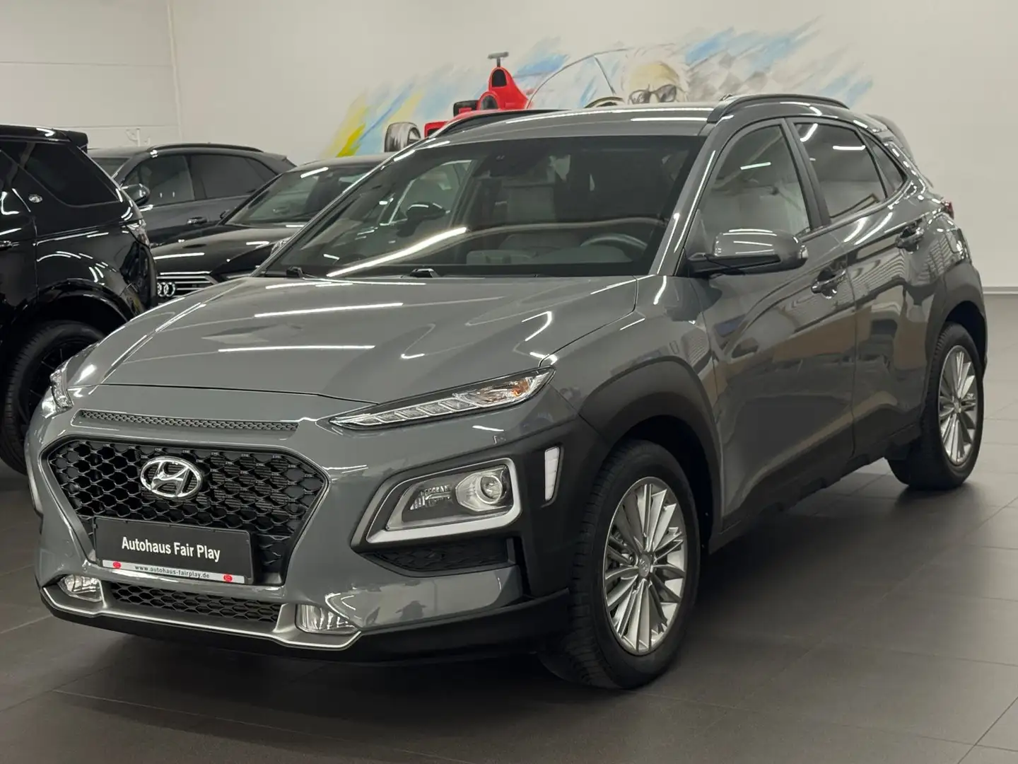 Hyundai KONA Style 4WD Aut. CARPLAY/KAMERA/LED! Grau - 1